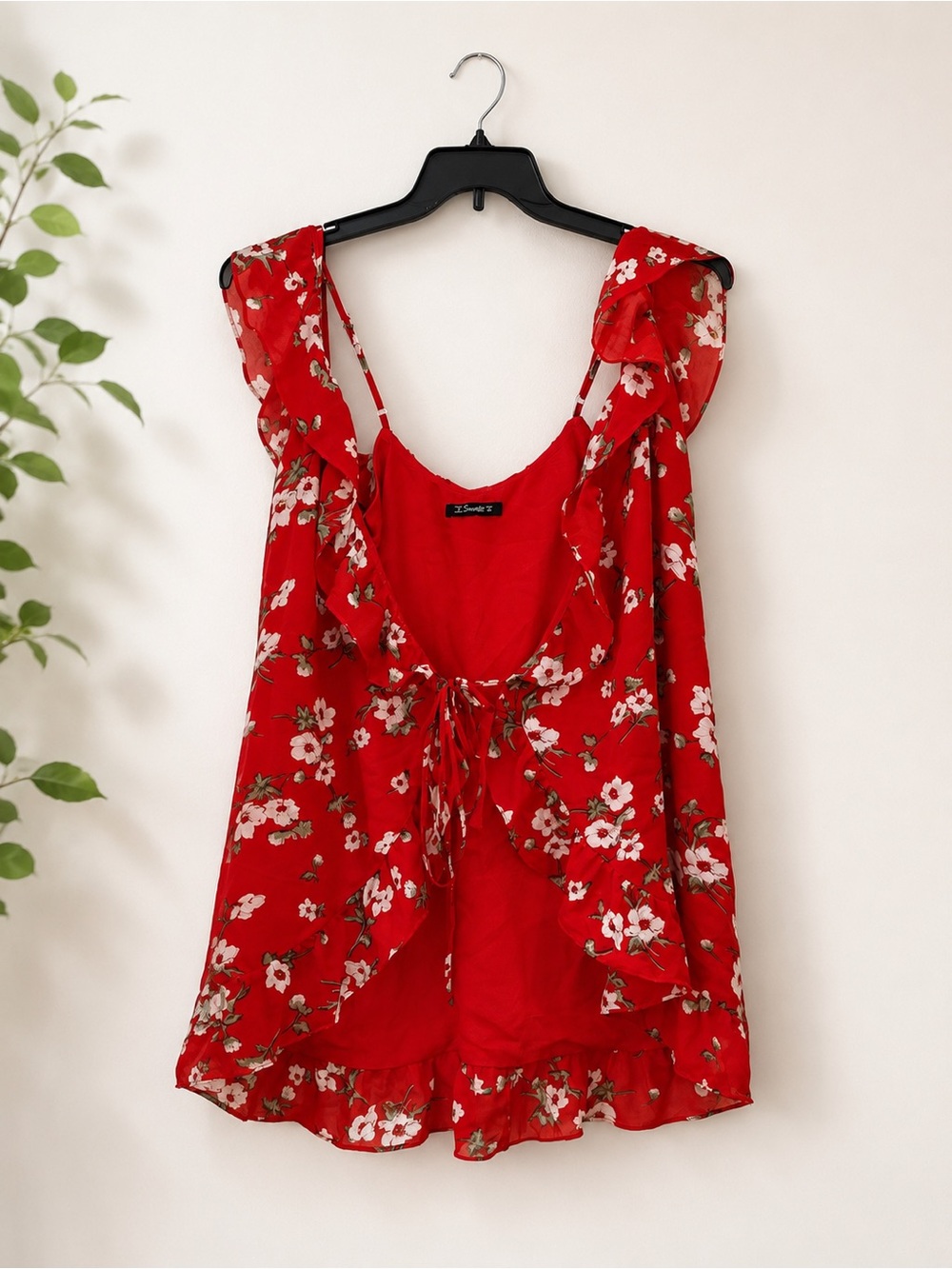 Simplee Red Floral Ruffle Open Back Top Size M
